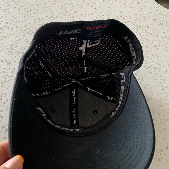 Travis Mathew Flexfit Hat - Picture 3 of 4